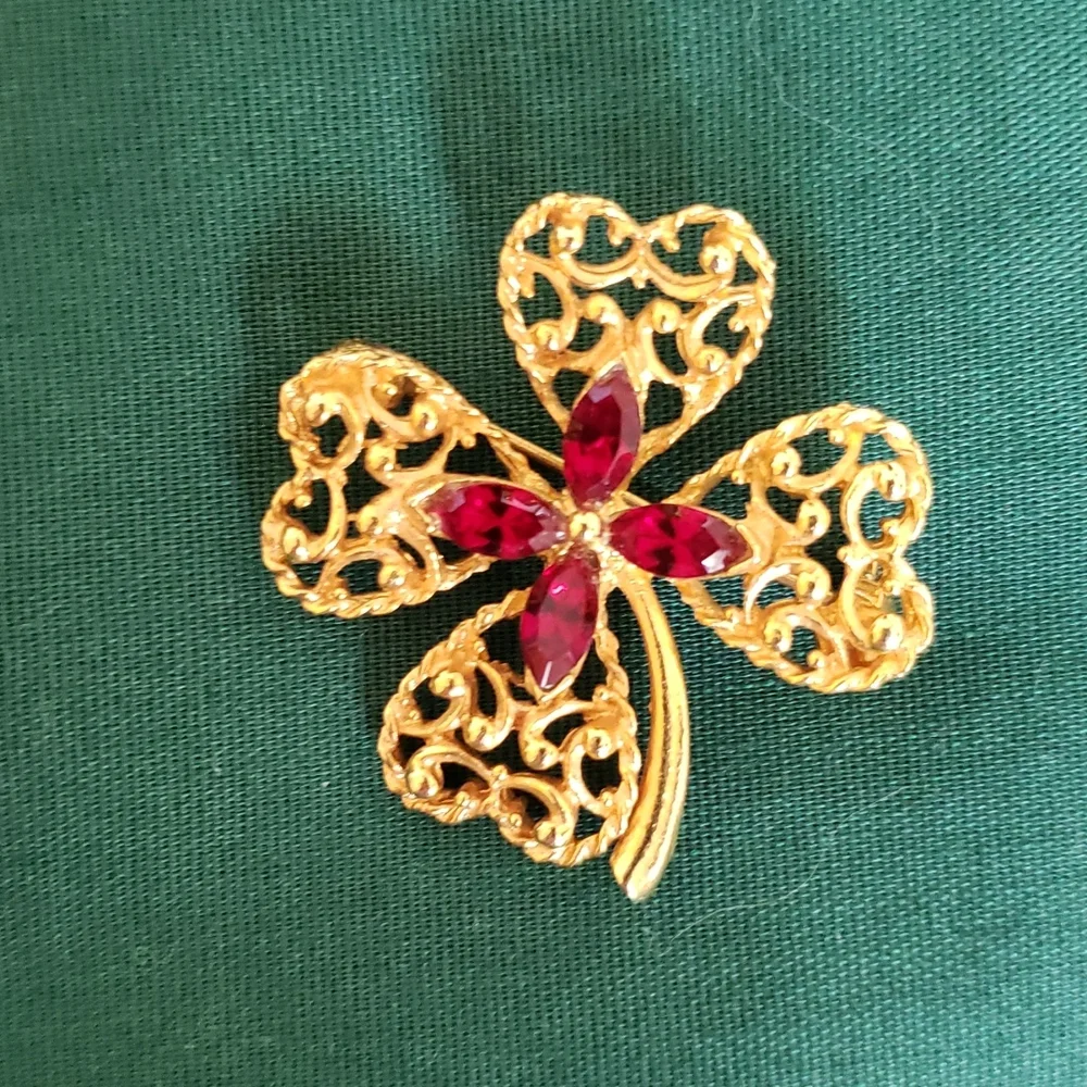 3/$20 Vintage Pin  Ruby Color Stone Goldtone